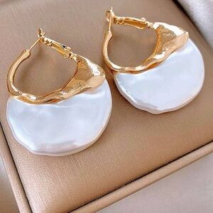 Vintage Pleated Pearl Hoop Earrings